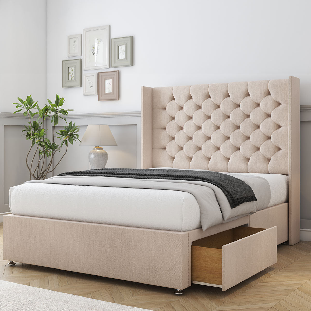 Selena Divan Bed