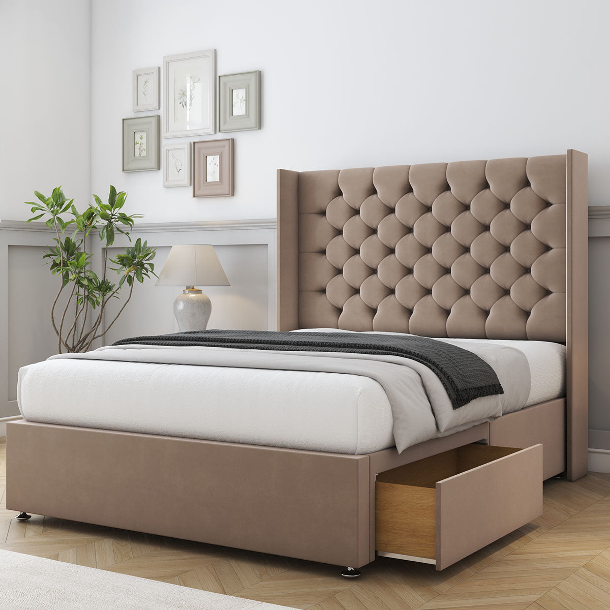 Selena Divan Bed