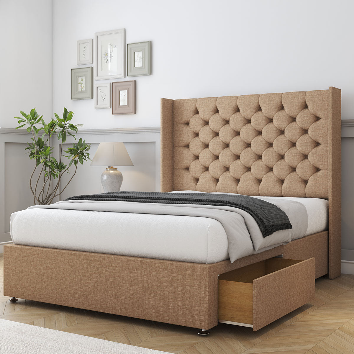 Selena Divan Bed