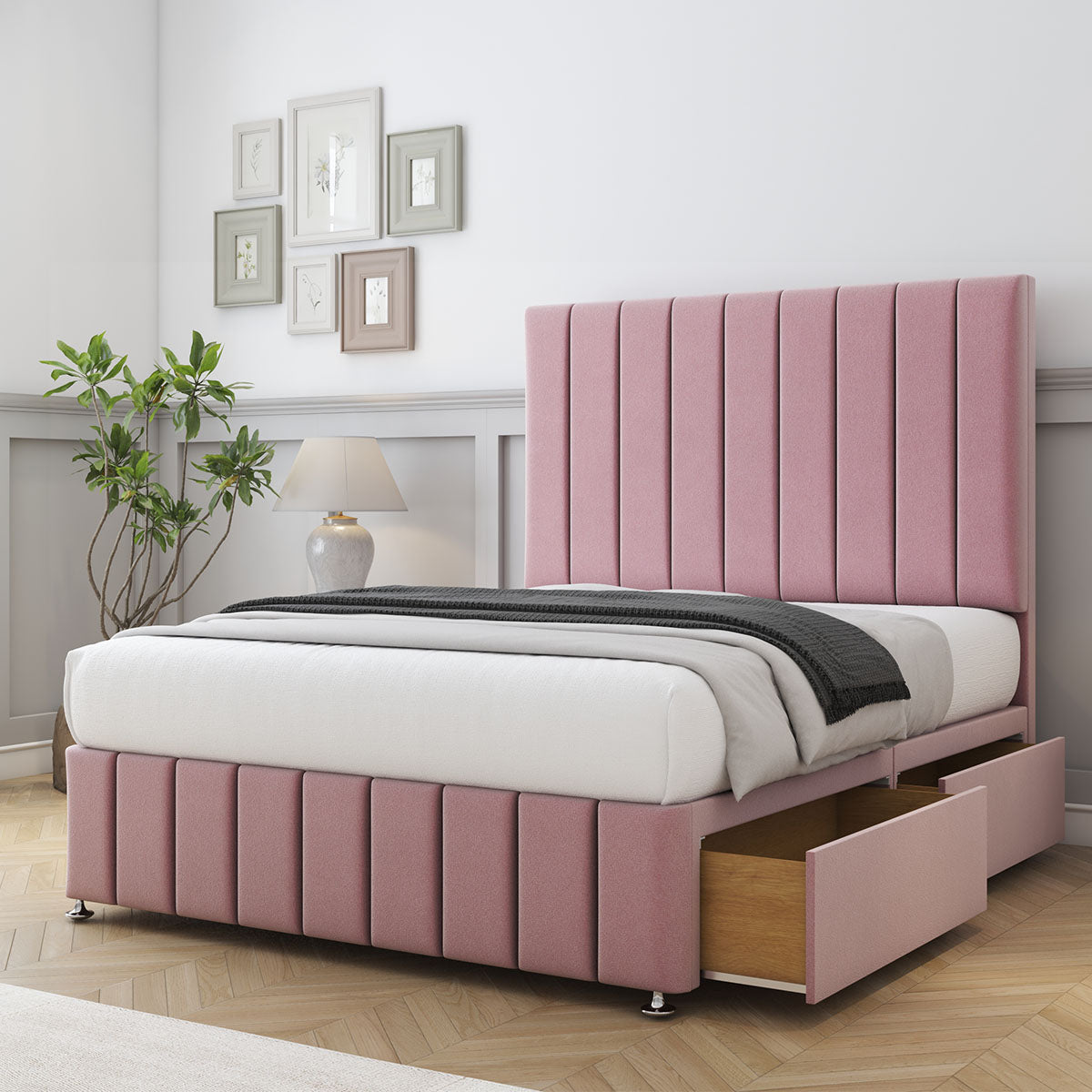 Sara Divan Bed
