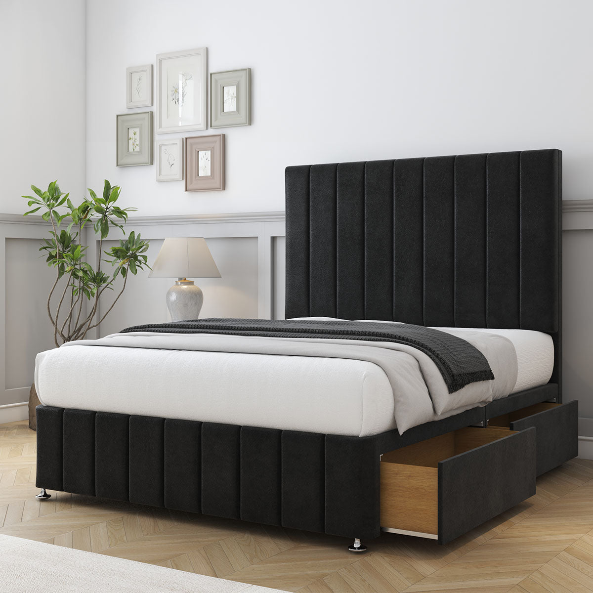 Sara Divan Bed