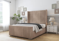 Mink Naples